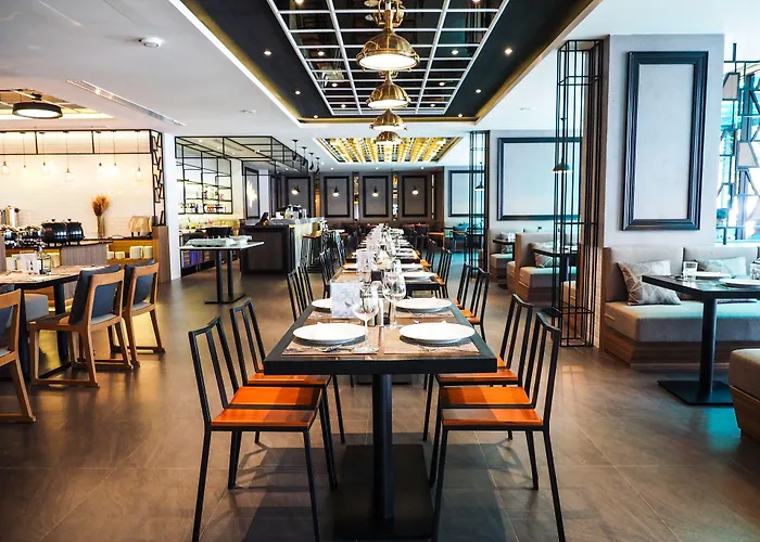 Viewplace & Lat Phrao 130 3* Bangkok