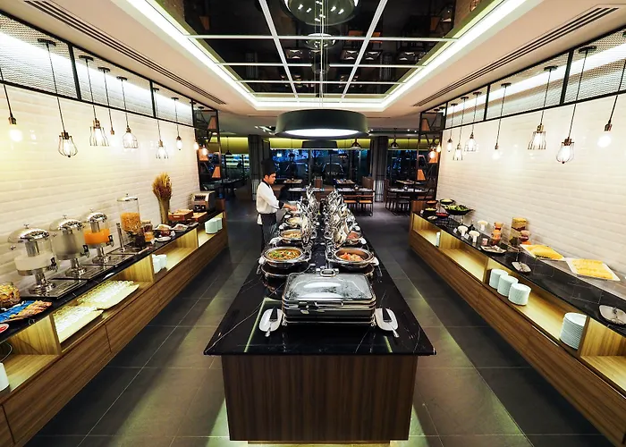Viewplace & Lat Phrao 130 3*