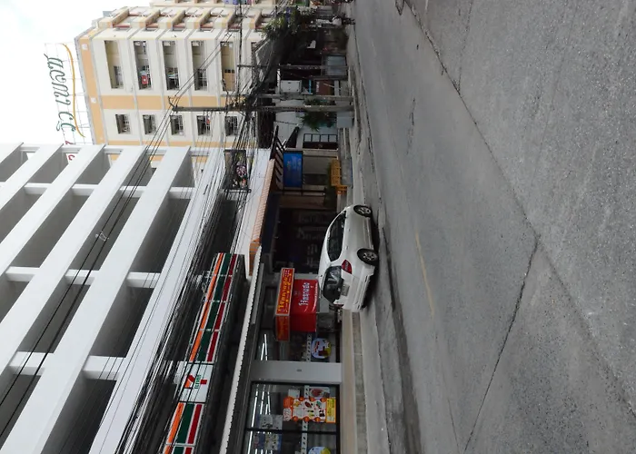 Viewplace & Lat Phrao 130 3* Bangkok