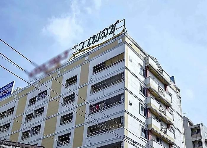 Viewplace & Lat Phrao 130 Locanda Bangkok