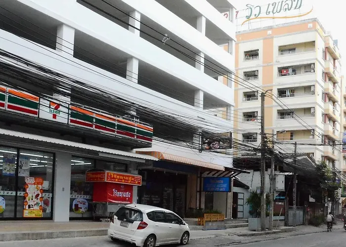 Viewplace & Lat Phrao 130 Locanda 3*